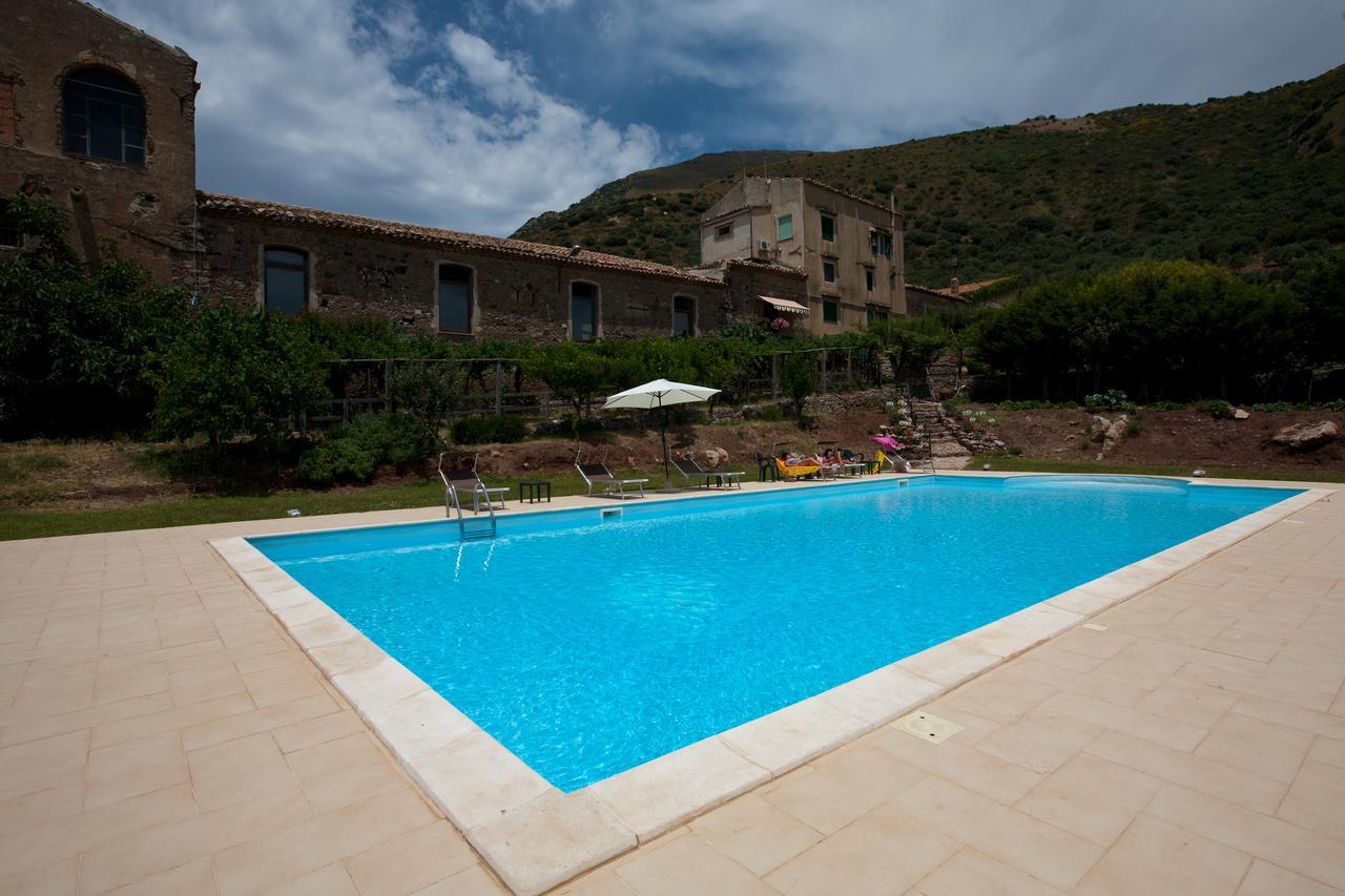 La Ferula Bed and Breakfast Scillato  Εξωτερικό φωτογραφία