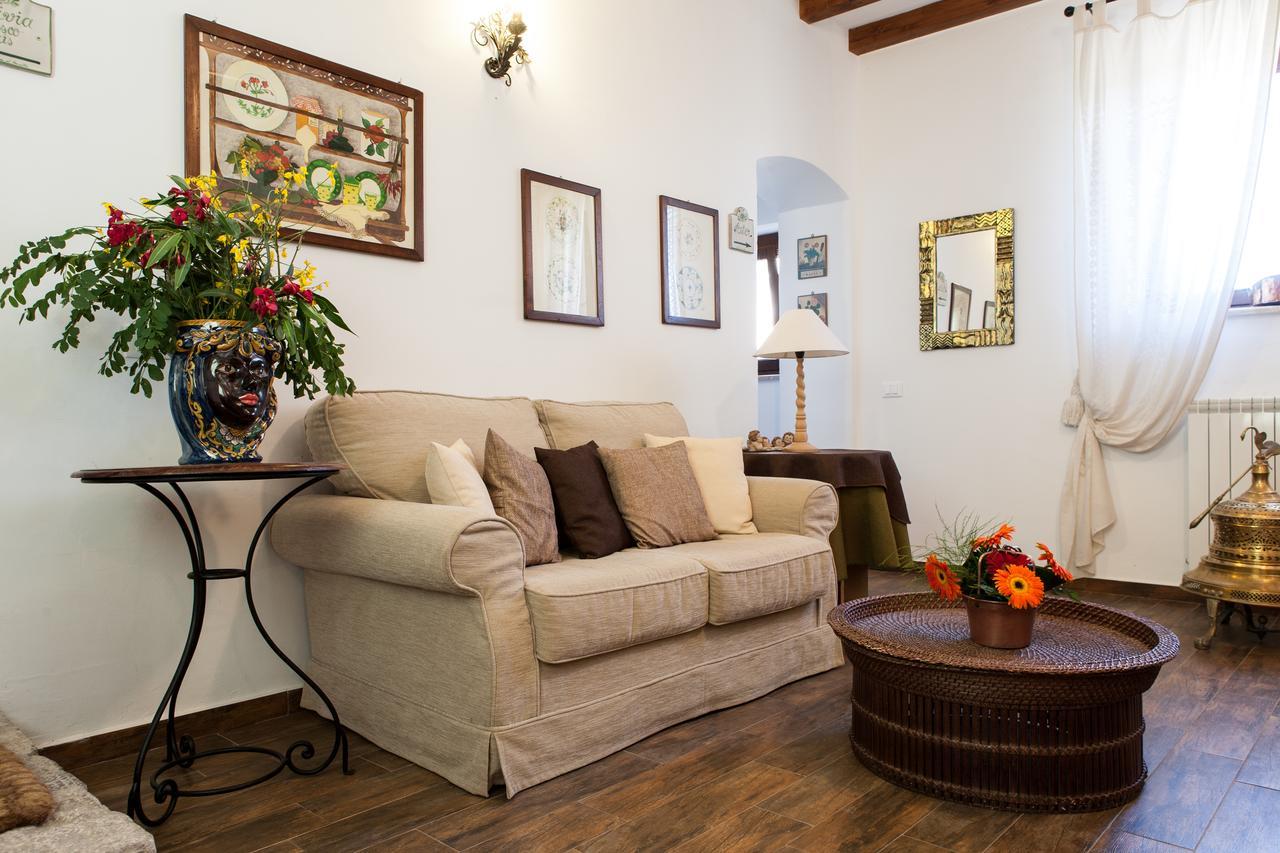 La Ferula Bed and Breakfast Scillato  Εξωτερικό φωτογραφία