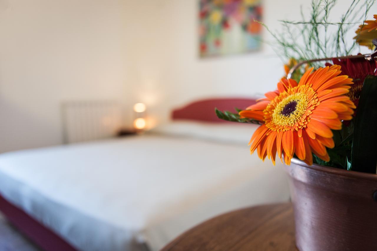 La Ferula Bed and Breakfast Scillato  Εξωτερικό φωτογραφία