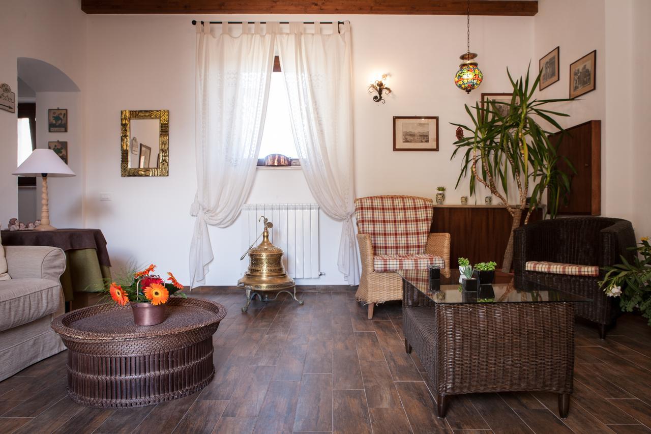 La Ferula Bed and Breakfast Scillato  Εξωτερικό φωτογραφία