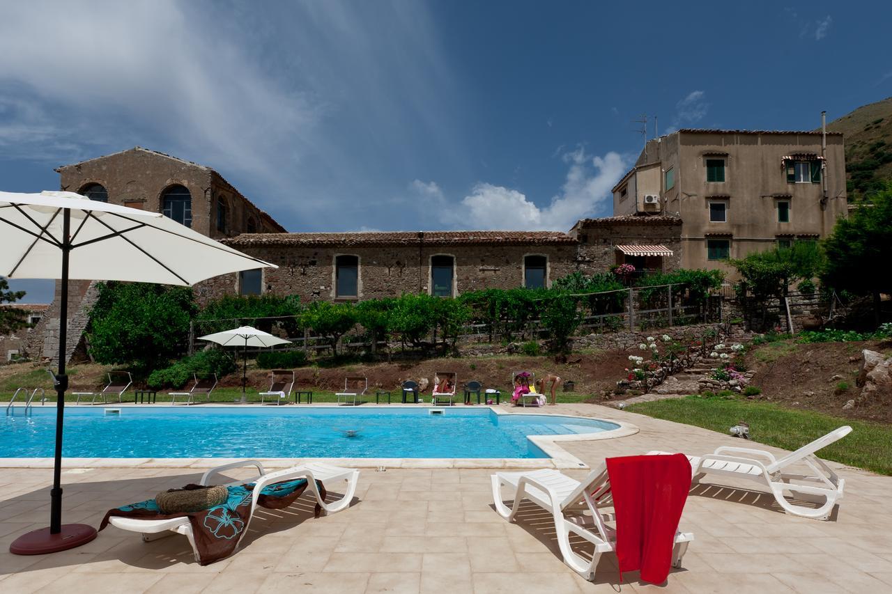 La Ferula Bed and Breakfast Scillato  Εξωτερικό φωτογραφία