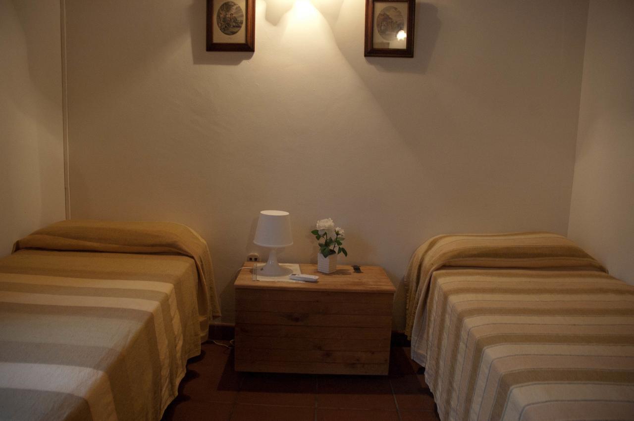 La Ferula Bed and Breakfast Scillato  Εξωτερικό φωτογραφία