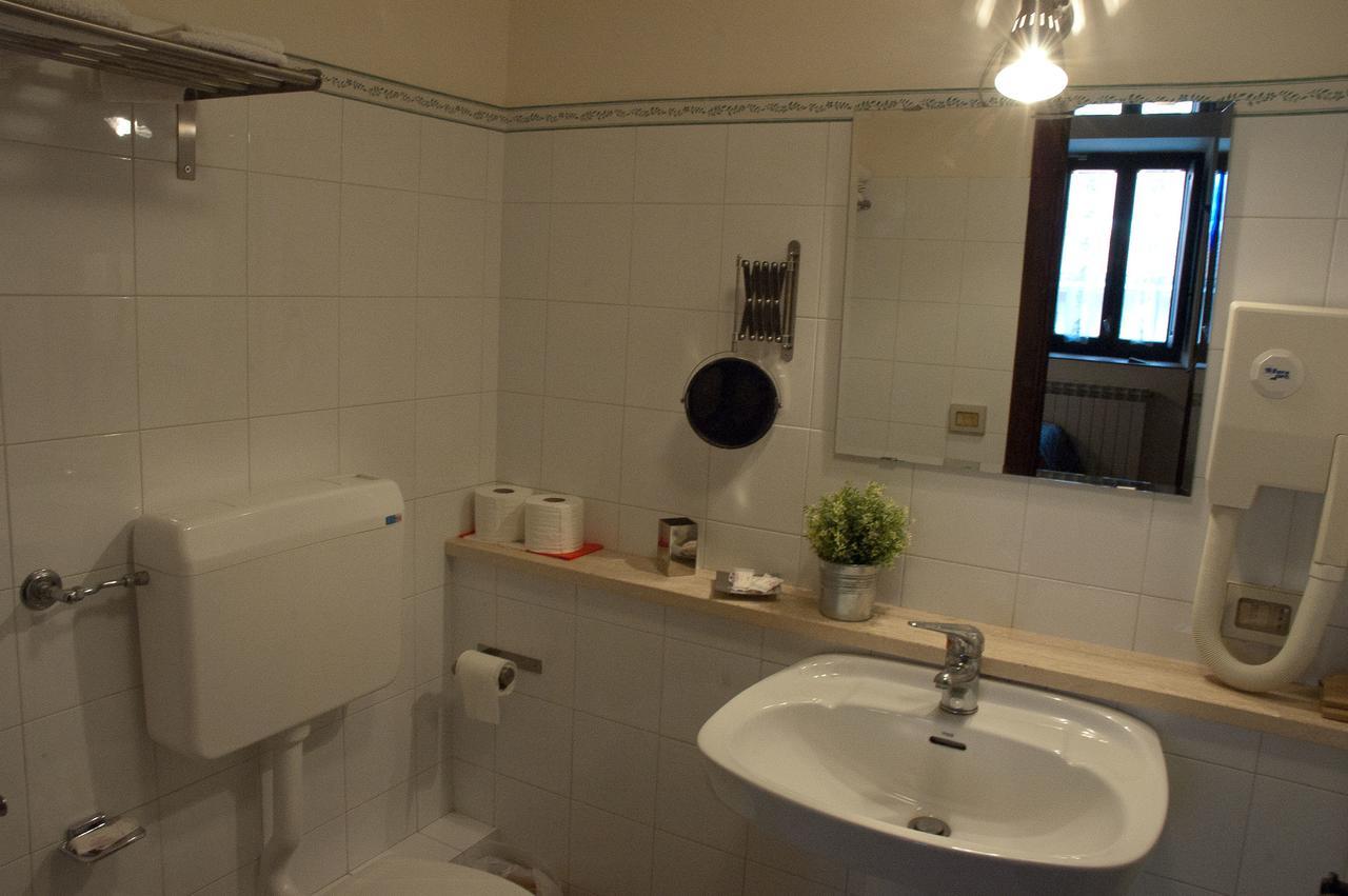 La Ferula Bed and Breakfast Scillato  Εξωτερικό φωτογραφία