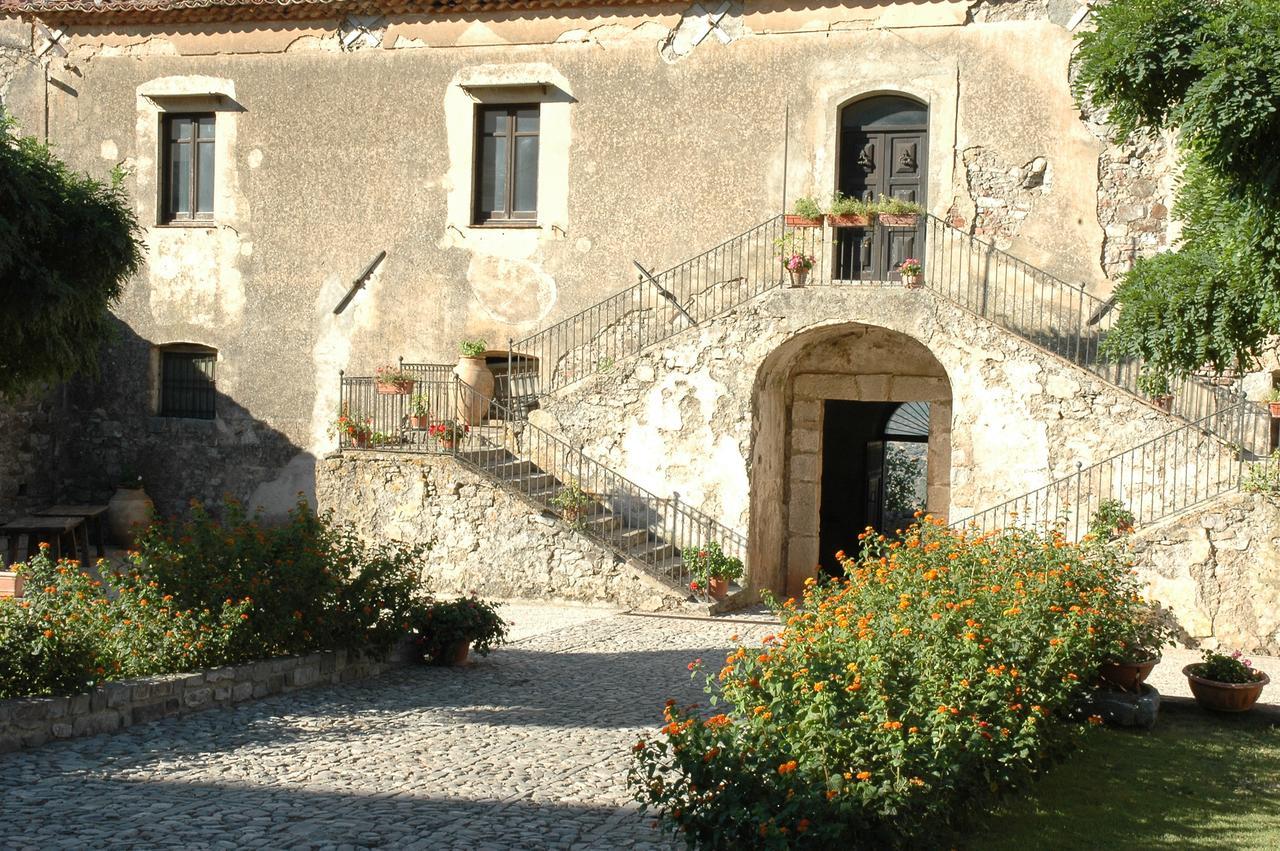 La Ferula Bed and Breakfast Scillato  Εξωτερικό φωτογραφία